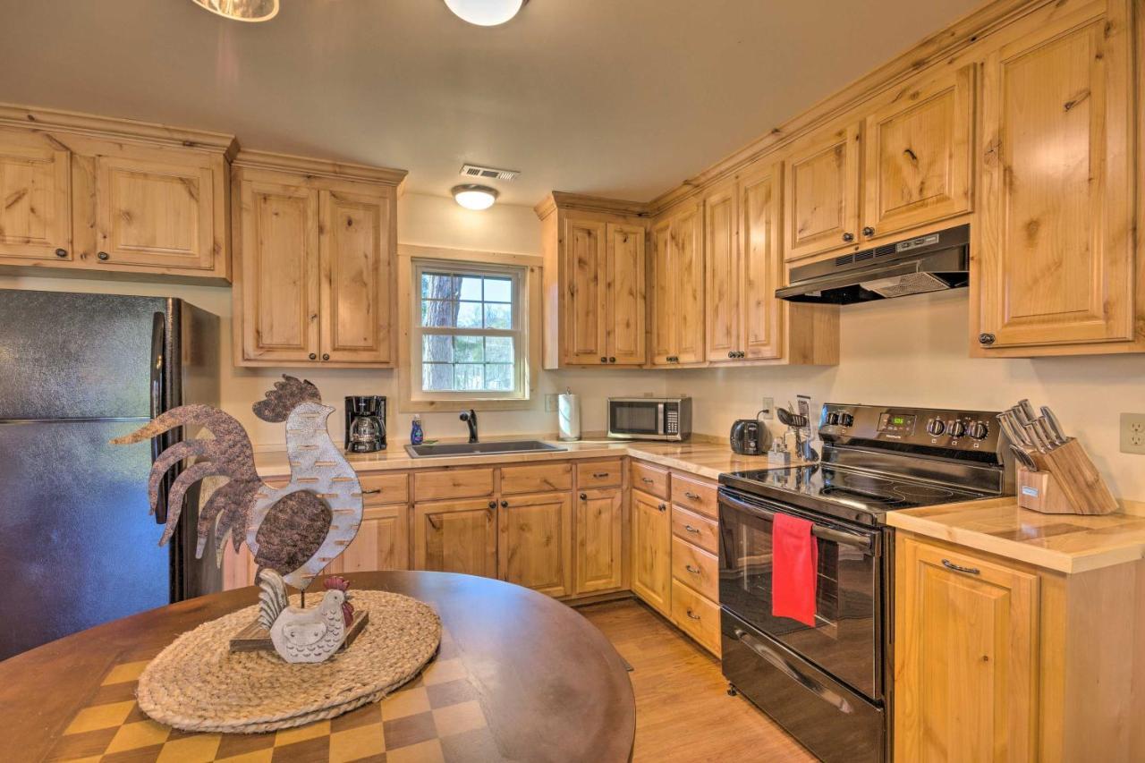 Newly Built Smoky Mountain Near Bryson City! Hébergement de vacances