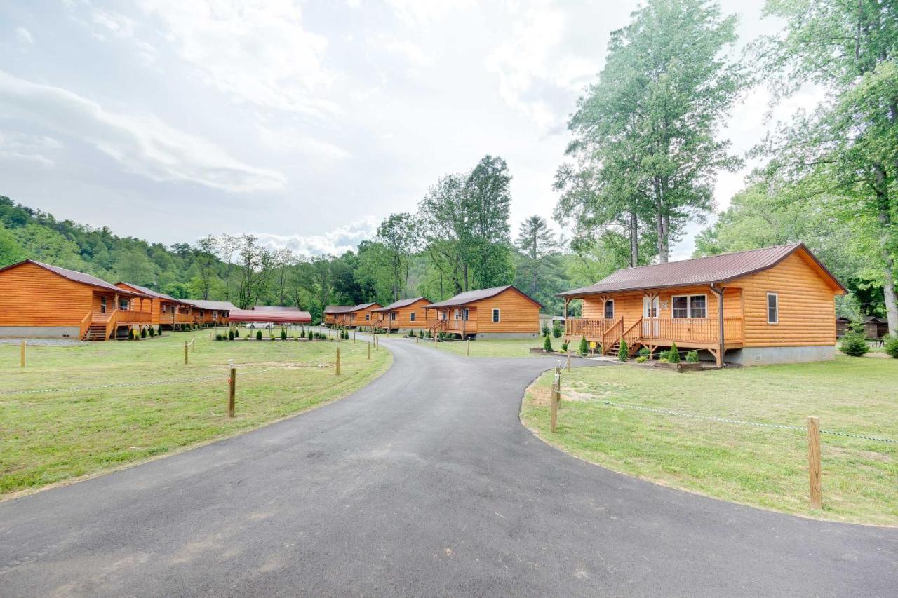 Hébergement de vacances Newly Built Smoky Mountain Near Bryson City!